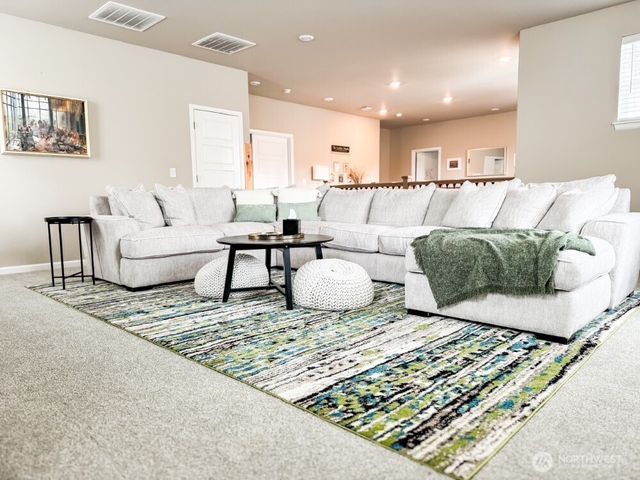 32938 Ash Avenue SE, Black Diamond, WA 98010