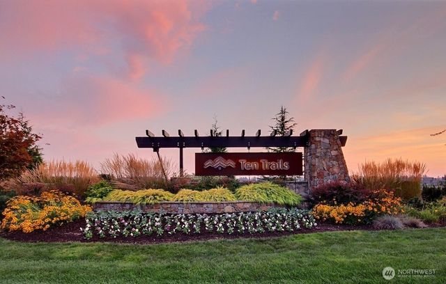 32938 Ash Avenue SE, Black Diamond, WA 98010