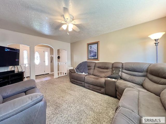 2 Brandon Drive, Sugar City, ID 83448