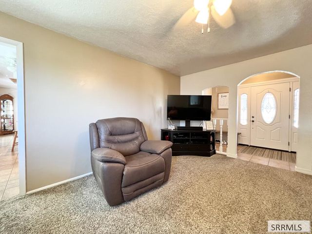 2 Brandon Drive, Sugar City, ID 83448