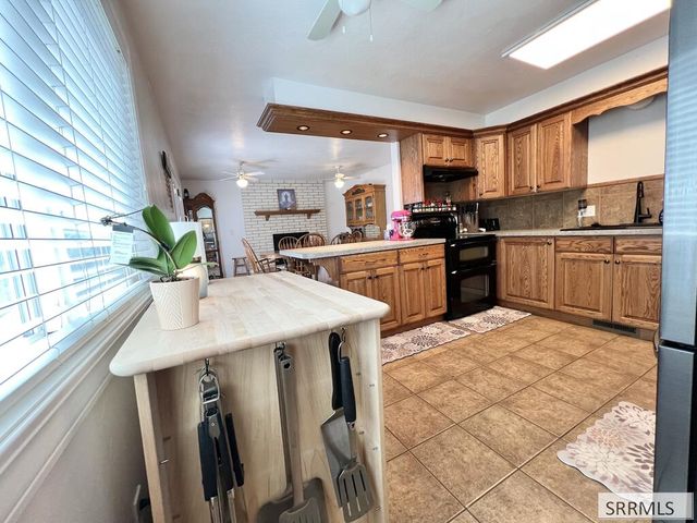 2 Brandon Drive, Sugar City, ID 83448