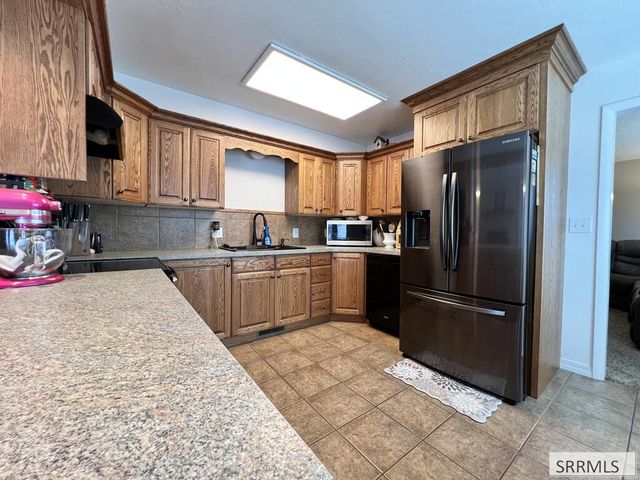 2 Brandon Drive, Sugar City, ID 83448