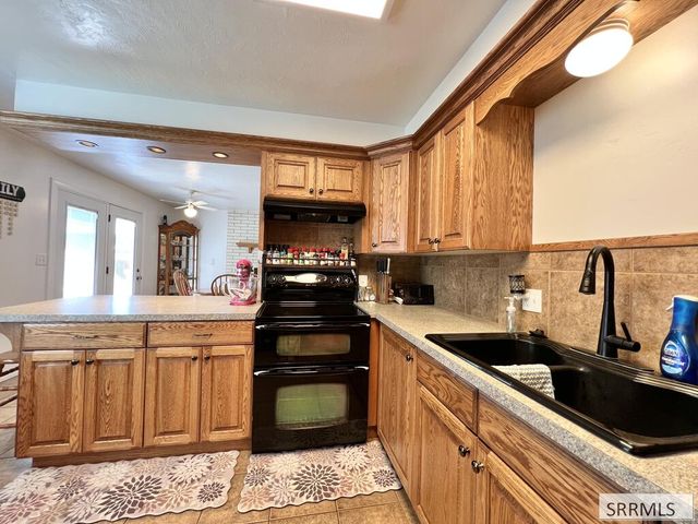 2 Brandon Drive, Sugar City, ID 83448