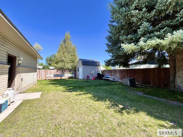 2 Brandon Drive, Sugar City, ID 83448