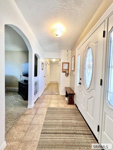 2 Brandon Drive, Sugar City, ID 83448