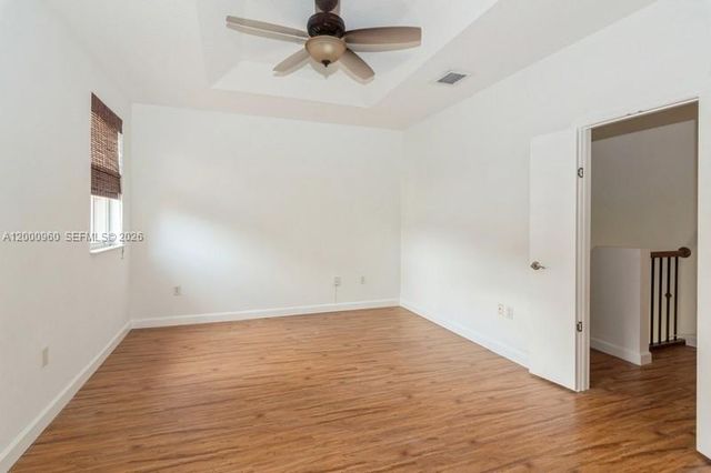 10884 SW 89th St, Miami, FL 33176