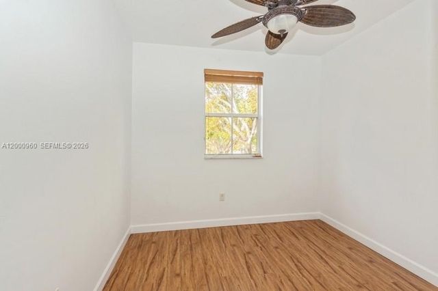 10884 SW 89th St, Miami, FL 33176