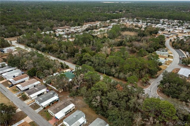 7023 W Merrivale Lane, Homosassa, FL 34446
