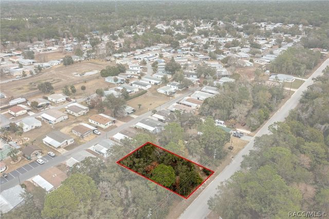 7023 W Merrivale Lane, Homosassa, FL 34446