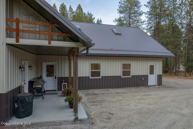 110 Sheri Dr, Moyie Springs, ID 83845