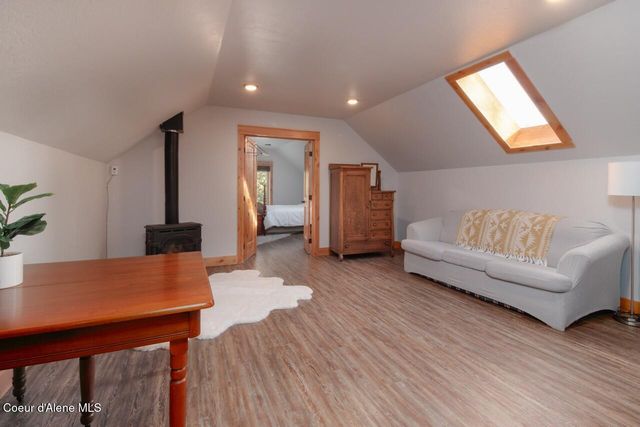 110 Sheri Dr, Moyie Springs, ID 83845