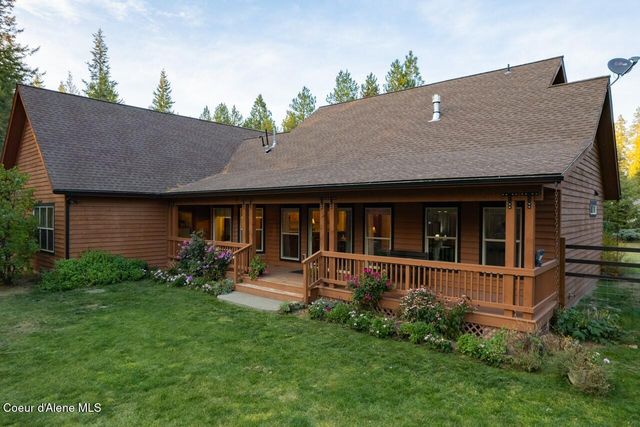 110 Sheri Dr, Moyie Springs, ID 83845