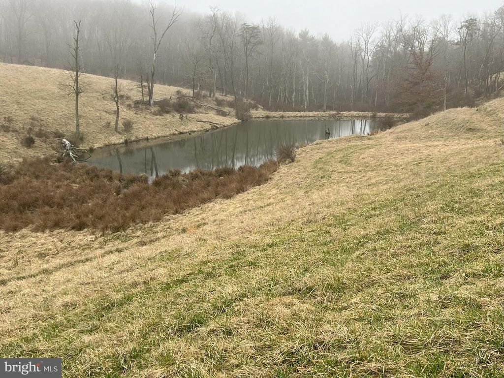 13042 WOODMONT ROAD, Hancock, MD 21750