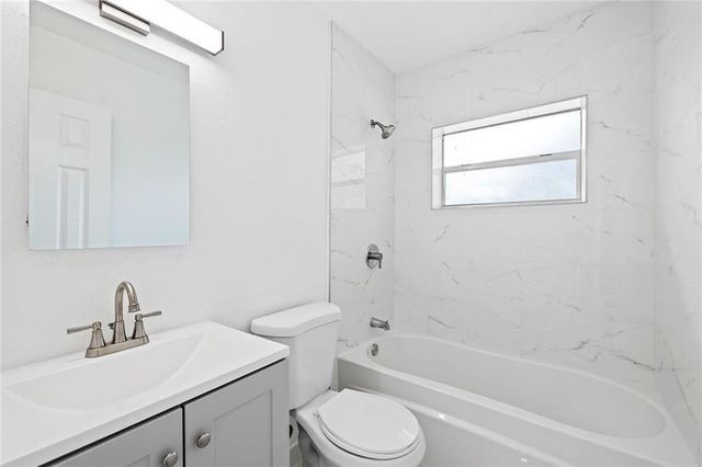 583 NW 17th Place, Fort Lauderdale, FL 33311