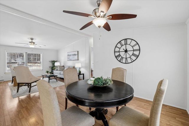 18 Stacey Drive, Hopkinton, NH 03229