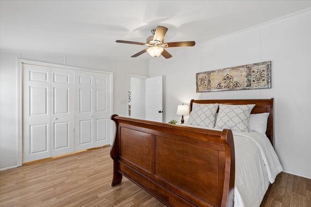 18 Stacey Drive, Hopkinton, NH 03229