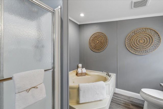 18 Stacey Drive, Hopkinton, NH 03229