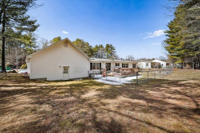 18 Stacey Drive, Hopkinton, NH 03229