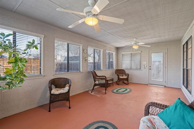 2624 Oak Meadow DR, Round Rock, TX 78681