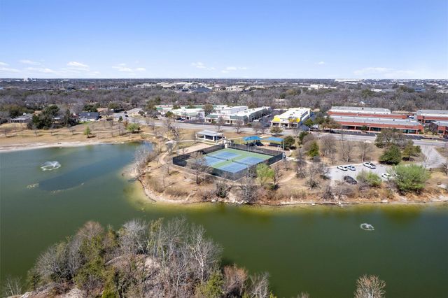 2624 Oak Meadow DR, Round Rock, TX 78681