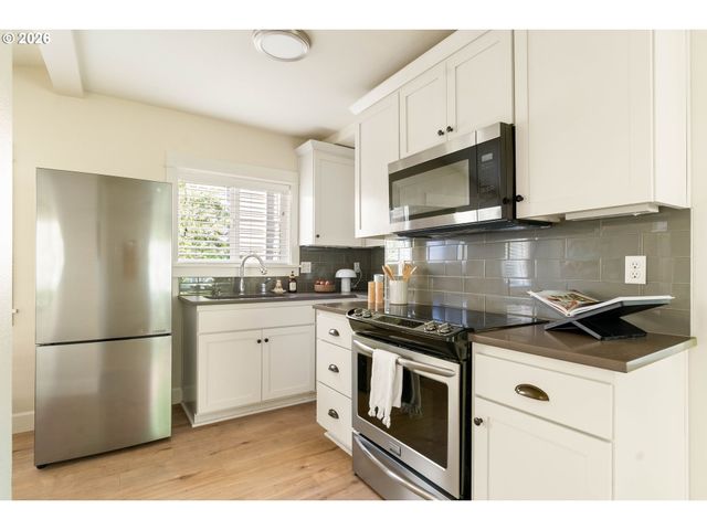 7435 Sw 31ST Ave, Portland, OR 97219