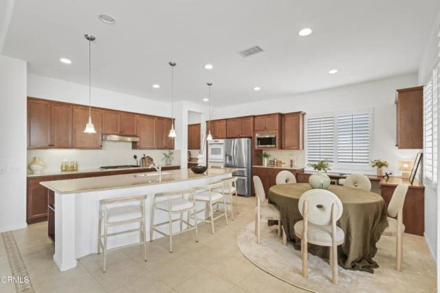 2250 N Hermosa Drive, Palm Springs, CA 92264