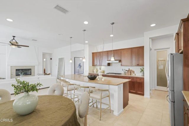 2250 N Hermosa Drive, Palm Springs, CA 92264