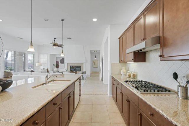 2250 N Hermosa Drive, Palm Springs, CA 92264