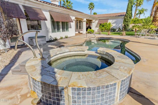 2250 N Hermosa Drive, Palm Springs, CA 92264