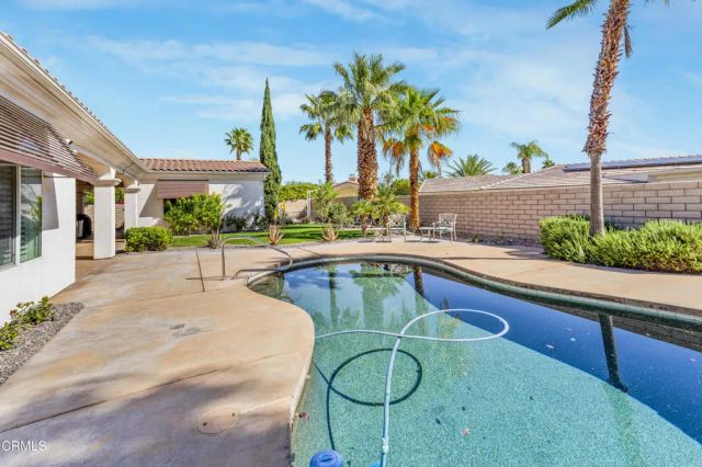 2250 N Hermosa Drive, Palm Springs, CA 92264