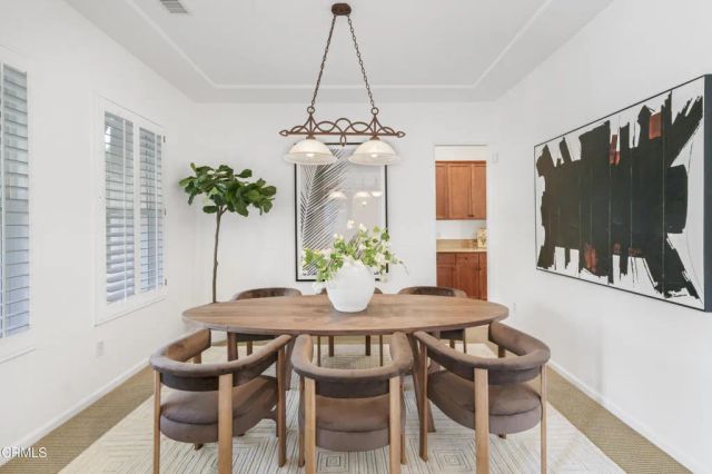 2250 N Hermosa Drive, Palm Springs, CA 92264