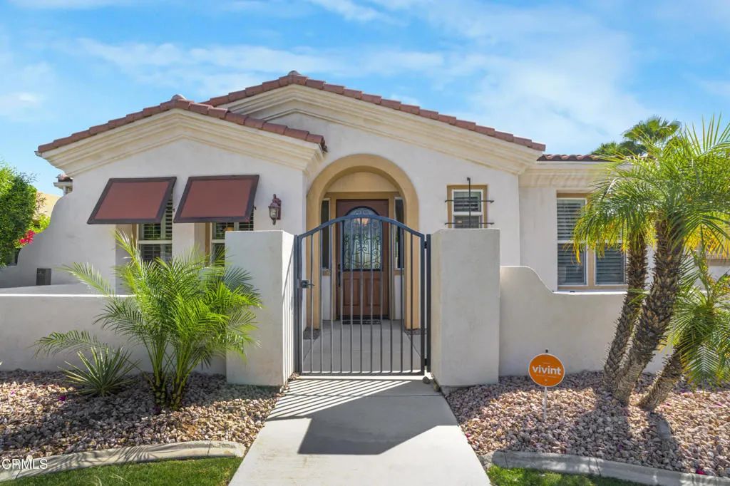 2250 N Hermosa Drive, Palm Springs, CA 92264