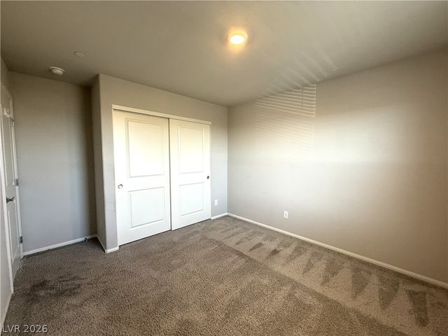 522 Spy Rock Avenue, Henderson, NV 89044