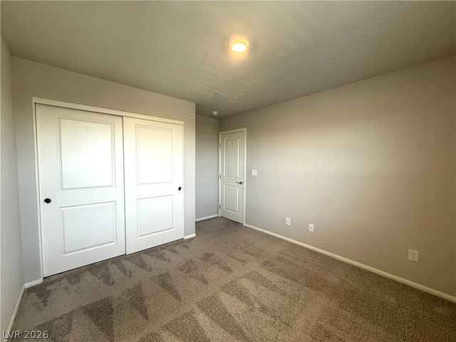 522 Spy Rock Avenue, Henderson, NV 89044