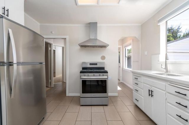3 Vera Court, Redwood City, CA 94061