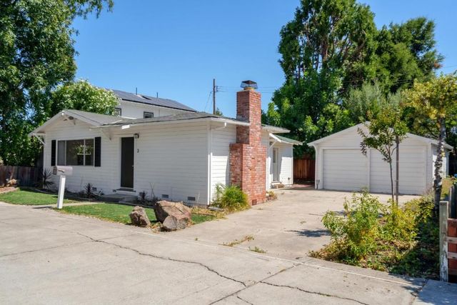 3 Vera Court, Redwood City, CA 94061
