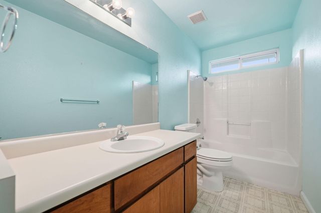 3130 Driftstone Drive, Anderson, CA 96007