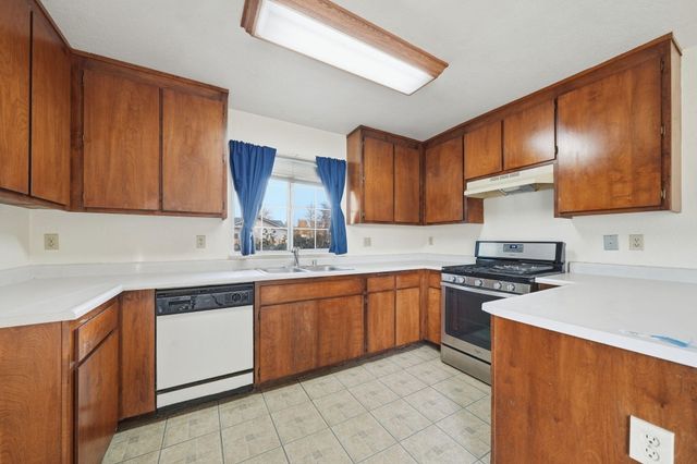 3130 Driftstone Drive, Anderson, CA 96007