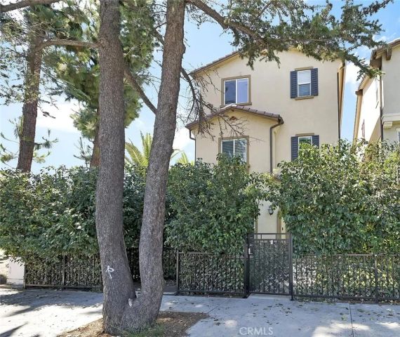 14700 Sherman, Van Nuys, CA 91405