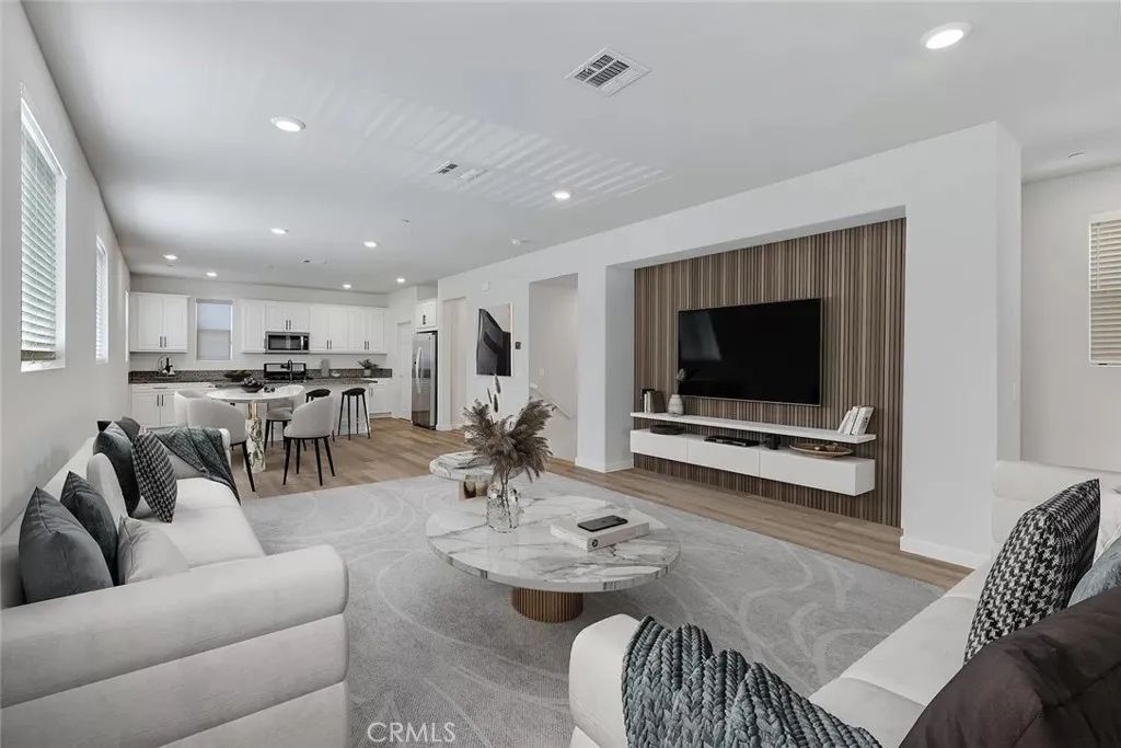 14700 Sherman, Van Nuys, CA 91405