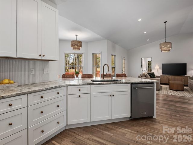 508 Pinchot Drive, Asheville, NC 28803