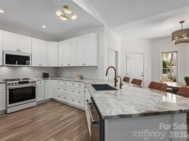 508 Pinchot Drive, Asheville, NC 28803