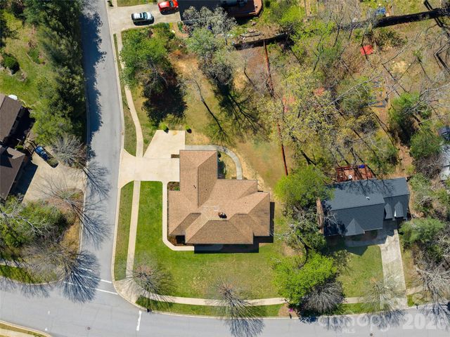 508 Pinchot Drive, Asheville, NC 28803