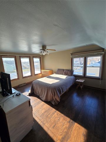 1639 Miami Drive NE, Cedar Rapids, IA 52402