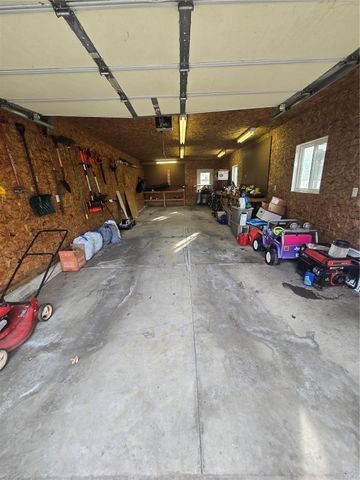 1639 Miami Drive NE, Cedar Rapids, IA 52402