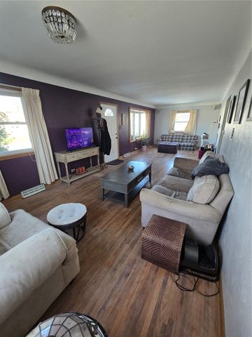 1639 Miami Drive NE, Cedar Rapids, IA 52402