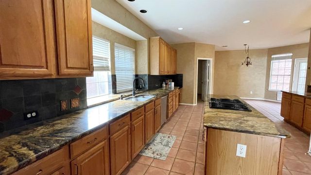 2712 Oakland Hills Drive, Plano, TX 75025