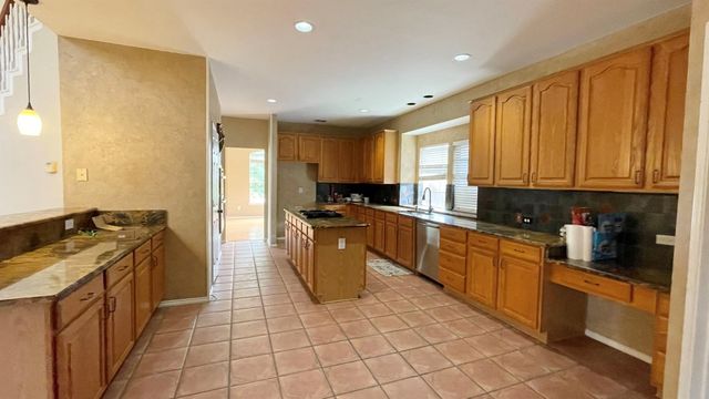 2712 Oakland Hills Drive, Plano, TX 75025