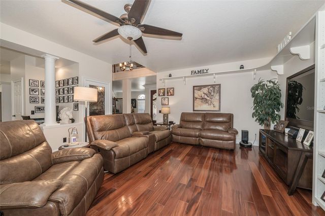 10408 RIVERBURN DRIVE, Tampa, FL 33647