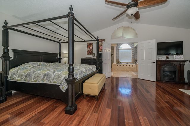 10408 RIVERBURN DRIVE, Tampa, FL 33647